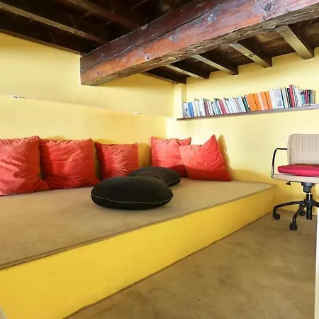 Relax Like Home, Via Ricasoli 6, Next To The Duomo Of Florence