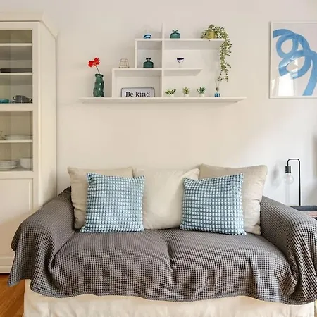 Bright & Cozy, Easy To Reach In Florence