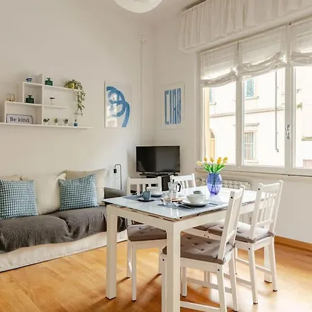 Bright & Cozy, Easy To Reach In Florence