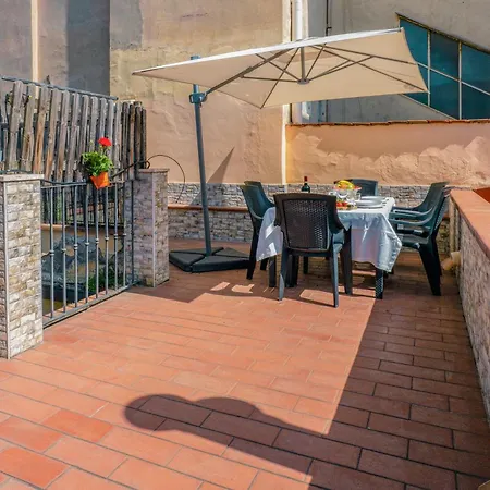 Apartment Terrace A 7 Min Da Stazione E Centro