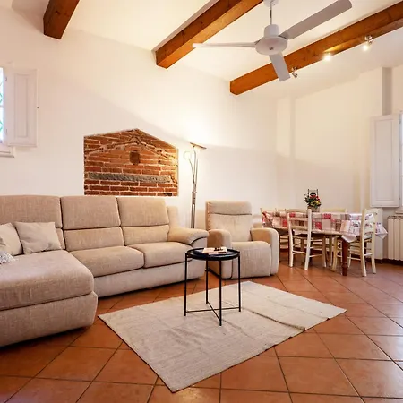 Terrace A 7 Min Da Stazione E Centro Apartment *