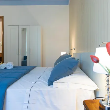 Lia - In With Private Garden And Pool Florence