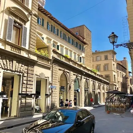 Spacious & Bright, Next To The Duomo Of Florence, Michelangelo, With Patio *