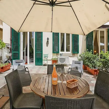 Apartment Spacious & Bright, Next To The Duomo Of Florence, Michelangelo, With Patio *