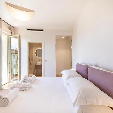Apartment Attico Di Lusso Vista Duomo A 2 Passi Dal Centro