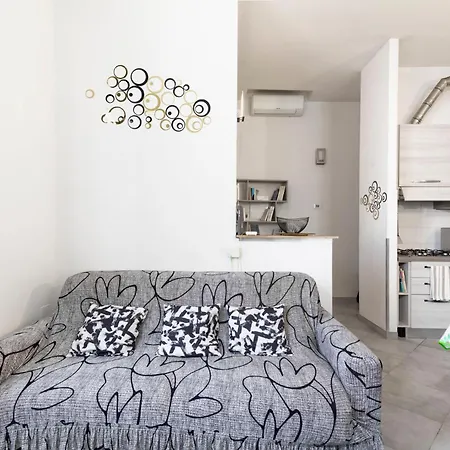 Cozy Close To The Airport Florence