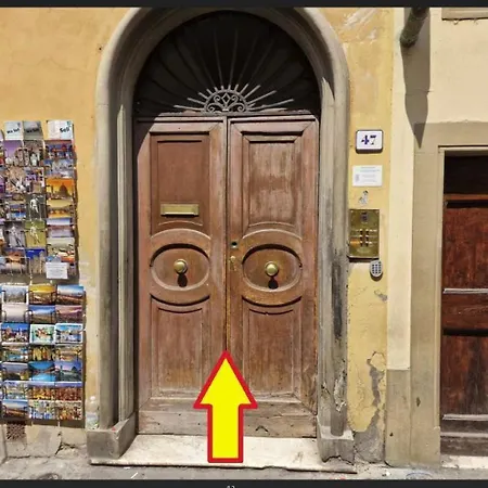 A Due Passi Dall'accademia Apartman