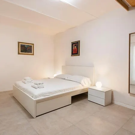 Apartment Santa Croce Palace By Mmega *