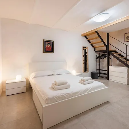Apartment Santa Croce Palace By Mmega *