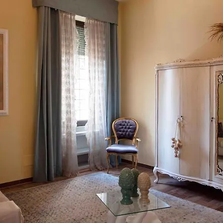 Piazza Unita New Elegant Smn Station Apartment Florence