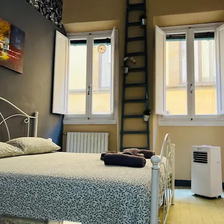 Palazzo Vecchio House Apartment *