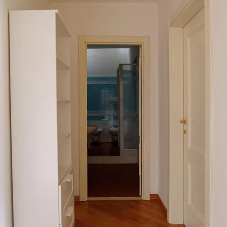 Spacious And Pleasant 2-br