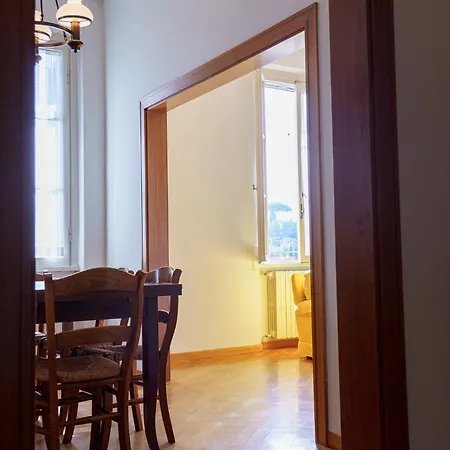 Apartment Spacious And Pleasant 2-br Florence