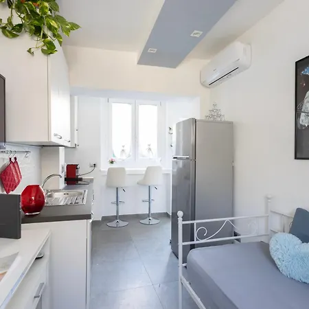 Romantic House Apartment