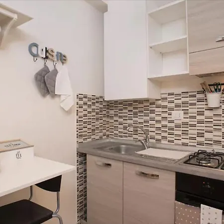 Apartment Center *