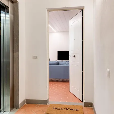 Tommy - Sweet Dreams In Apartamento Florencia