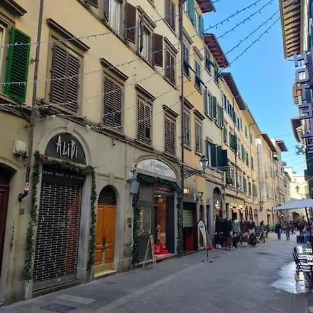 Pinocchio Private Apartment Florence
