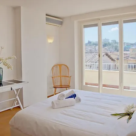 Апартаменты Amazing View Attic
