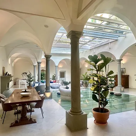 Dimora Collection - Le Corti - Boutique Luxury In A Restored 13th Century Convent, With Sauna And Gym (adults Only) Florence
