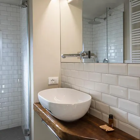 Pisana Modern By Mmega Florence
