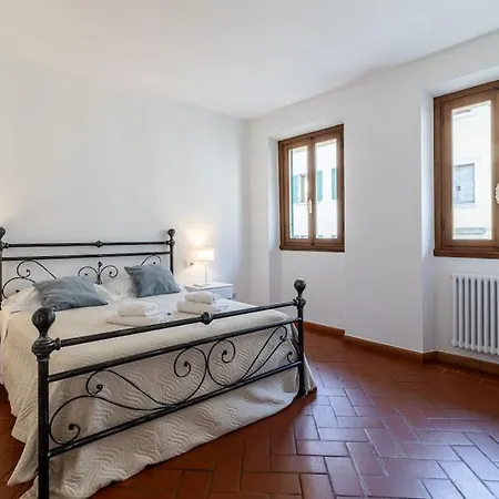 Apartment Ognissanti Palace *
