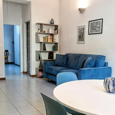 Apartment Snuggly Blue Florence