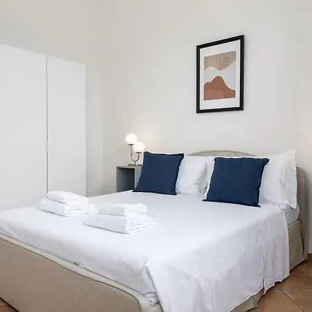 Unyca - Market Apartment