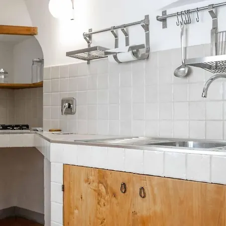 Santo Spirito 2 Bedroom Florence