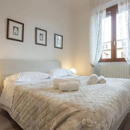 Apartment San Remigio 4 Bedrooms Florence