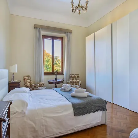 Apartment Oltrarno Tasso In Florence