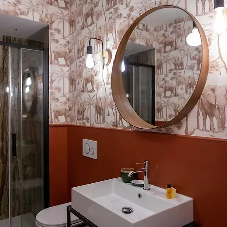 Santa Maria Novella Patio Flat Apartment *
