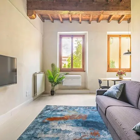 Modern Loft 1 Min To Basilica Of Santa Croce Florence