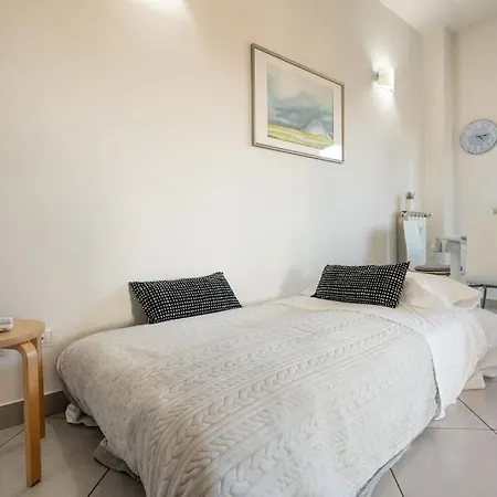 Crystal House Front Tramvia Apartment Florence