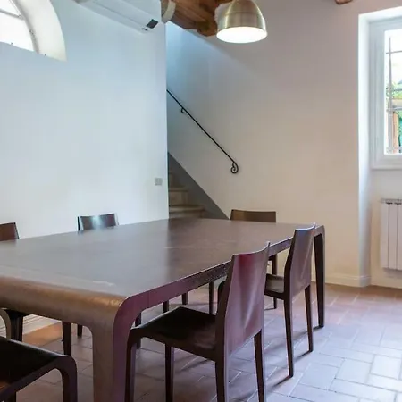 Romana 4 Bedrooms With Garden Apartment *