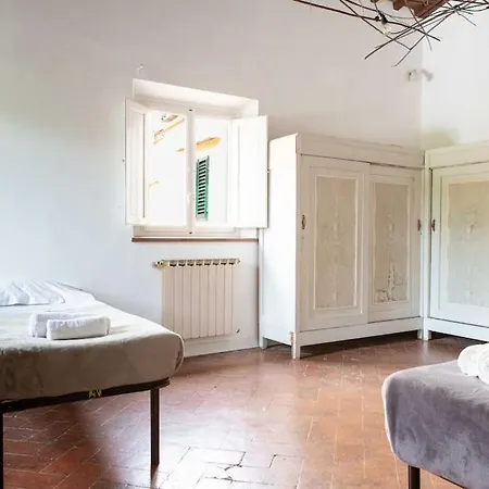 Romana 4 Bedrooms With Garden Florence