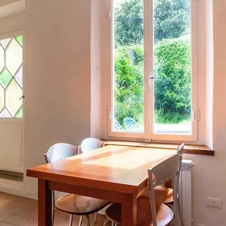 Apartment Romana 4 Bedrooms With Garden