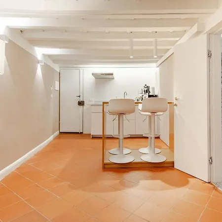 Apartment Amazing In Piazza Santa Croce