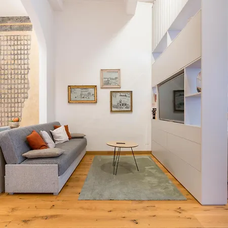 The Tornabuoni Palace Boutique Apartment *