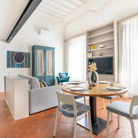 The Tornabuoni Palace Boutique Florence