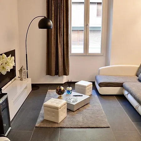 Lorenzo Luxury Apartment *