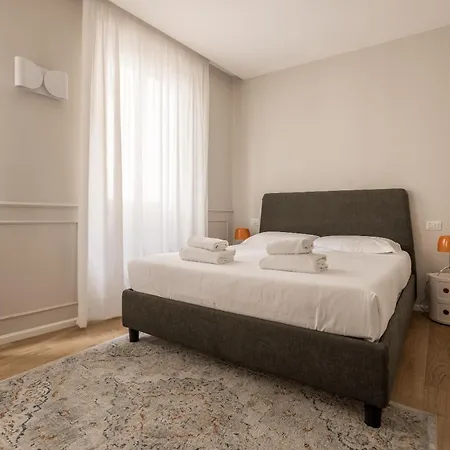 Apartment Tornabuoni Place & Dream By Mmega *
