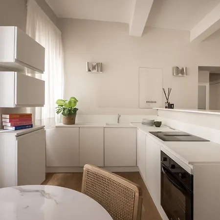 Tornabuoni Place & Dream By Mmega Apartment Florence