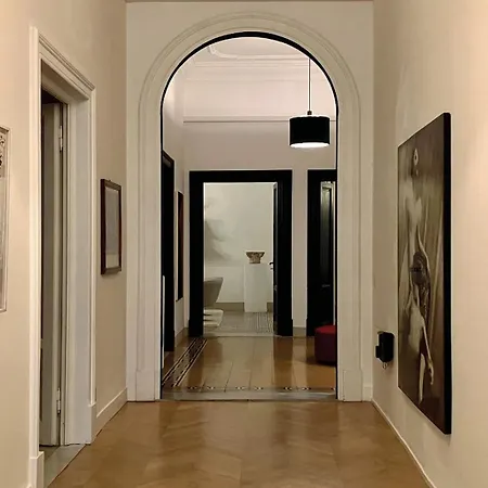 Lusso A Con Palestra Apartment *