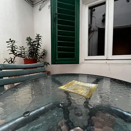 The Love's Nest In Wi-fi , Air Conditioning * Флоренция