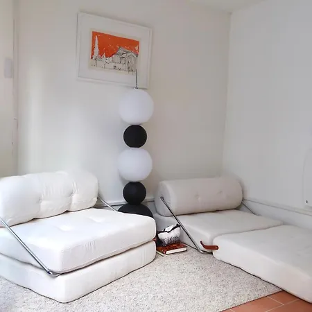 10-min Duomo Flat With Private Garden Daire Floransa