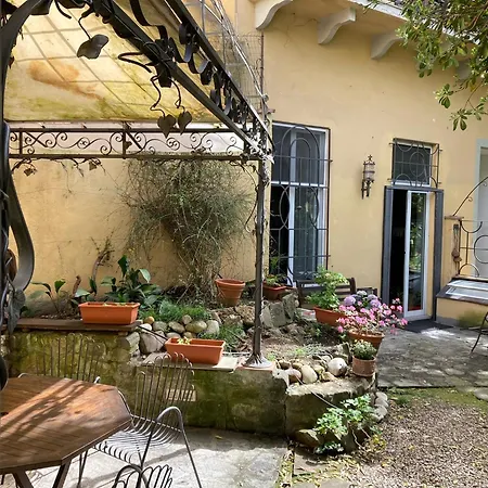 Apartment Pintino Garden Florence