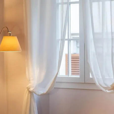 Uffizi Living Storia E Arte Sotto Casa Apartment