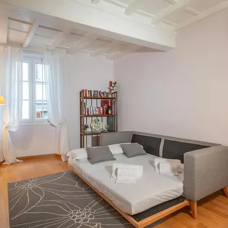 Apartment Uffizi Living Storia E Arte Sotto Casa