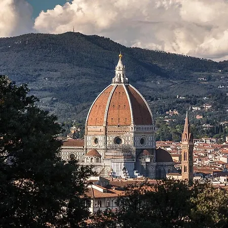 Apartment Charm Flat In Center Florence