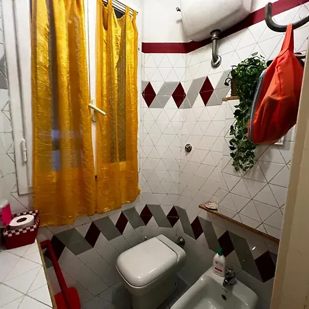 B&B Tre Gigli A Firenze, 5 Minutes From Station, Via Palazzuolo 55